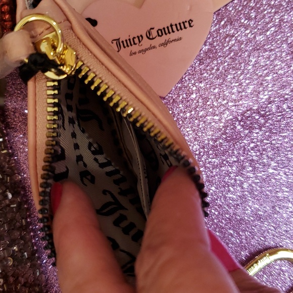 Juicy Couture πNWTπ Light Pink Heart to Heart Small Wallet! πππ - Picture 9 of 10